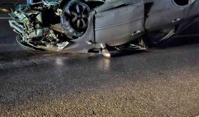 Kontrolden çıkan otomobil, fındık makinesi ve biçerdövere çarpıp takla attı: 1 yaralı