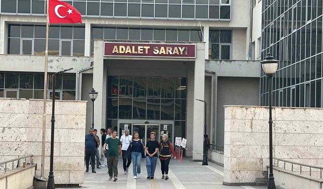 Okul saldırısı davasında tahliye olan saldırganın annesi Osmaniye'de yeniden tutuklandı