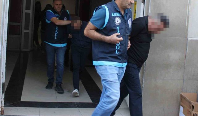 Şahin Sucukları'nda sahte evraklarla usulsüzlük yaptığı belirlenen 5 şüpheli adliyede