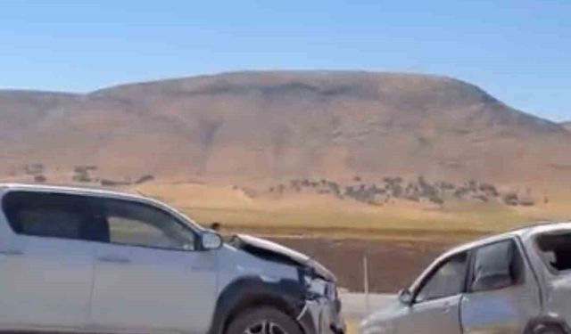 Siirt'te trafik kazası: Araçlarda maddi hasar oluştu