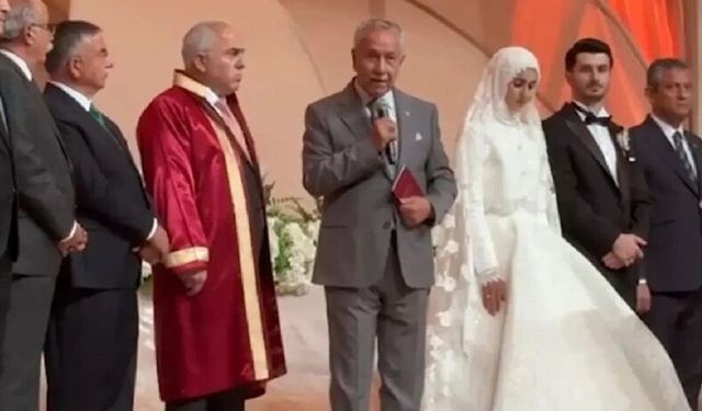 Bülent Arınç’tan Melih Gökçek tartışmasına sert yanıt