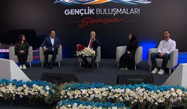 Cumhurbaşkanı Erdoğan Samsun'da gençlerle buluştu