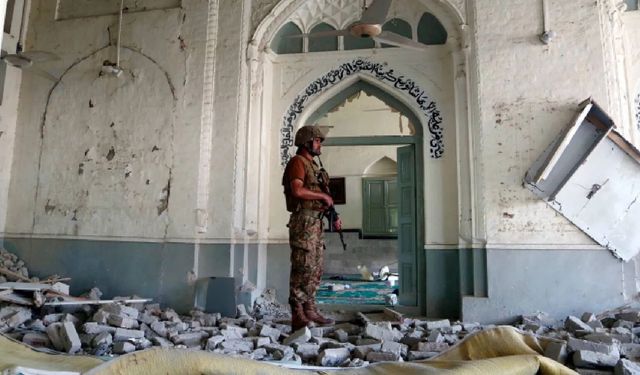 Pakistan’da polis yerleşkesine bombalı saldırı: 21 ölü, 80’den fazla yaralı