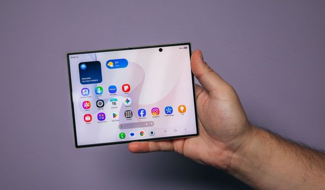 iPhone Duo’nun çok beğenilen animasyonu Galaxy Z Fold 8’e geldi: Ancak önemli bir sorun var!