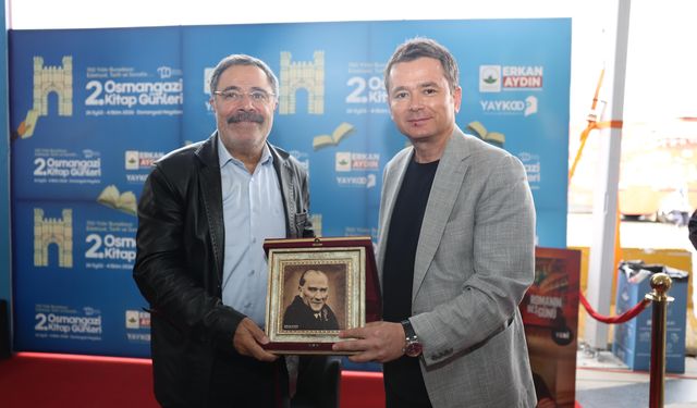 Osmangazi Kitap Günleri’nde Ahmet Ümit’e yoğun ilgi