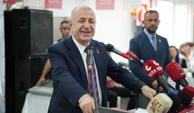 Ümit Özdağ: “Bu ülkenin artık saraylara ihtiyacı yok”