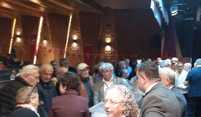 Bursa'da Yeni Parti'nin seçim heyecanı sürüyor: Sandıklar açıldı