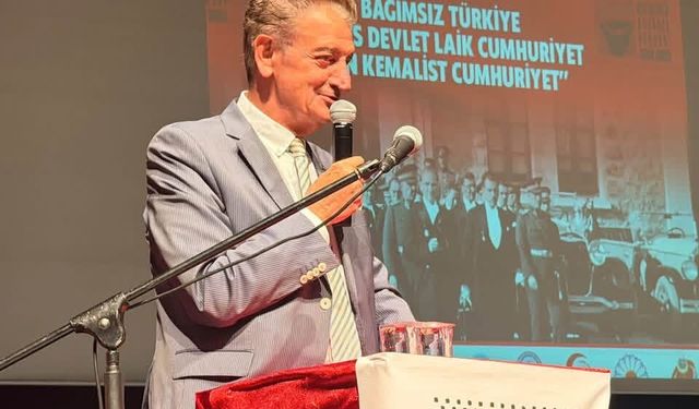 Hüsnü Bozkurt Bursa’da konuştu: “Emperyalizme karşı birlikte mücadele etmeliyiz”
