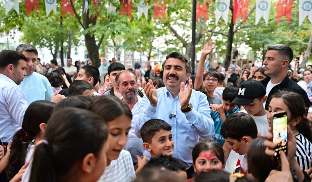 Yıldırım’da 20 binden fazla çocuk şenliklere katıldı