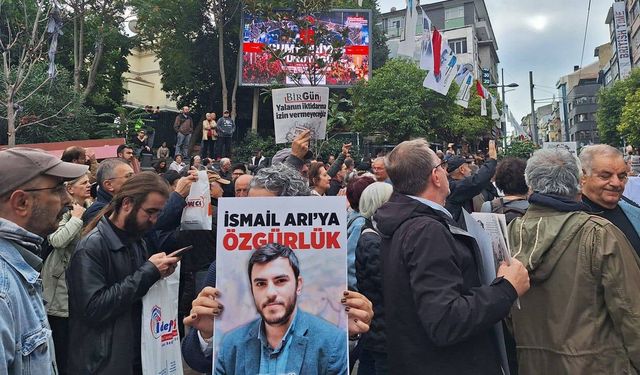 Gazeteciler sokağa çıktı: 10 ilde ortak eylem