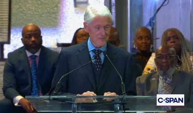 Bill Clinton: Kızım 15 yaşında Kur'an'ı baştan sona okudu