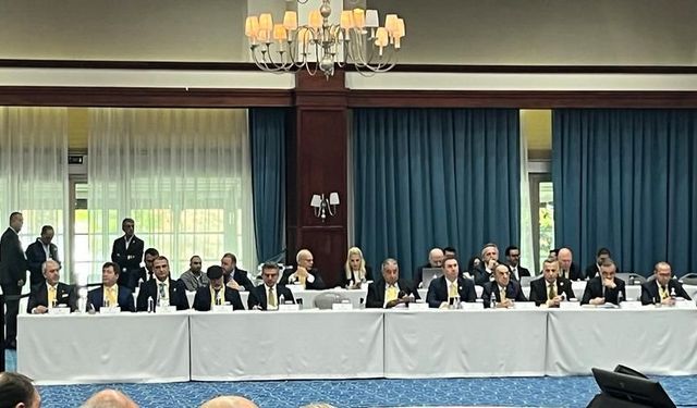 Fenerbahçe’nin güncel borcu açıklandı