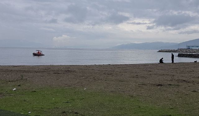 Mudanya sahilinde erkek cesedi bulundu