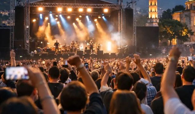 Bursa'da yıldızlar geçidi sonbahar ve kış aylarında kenti sallayacak