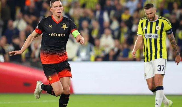 Fenerbahçe 2 farklı öne geçtiği maçta 90. dakikada yıkıldı