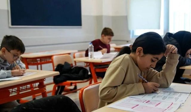 Kocaeli’de yarın okullar tatil mi? 15 Ekim Perşembe okul var mı?