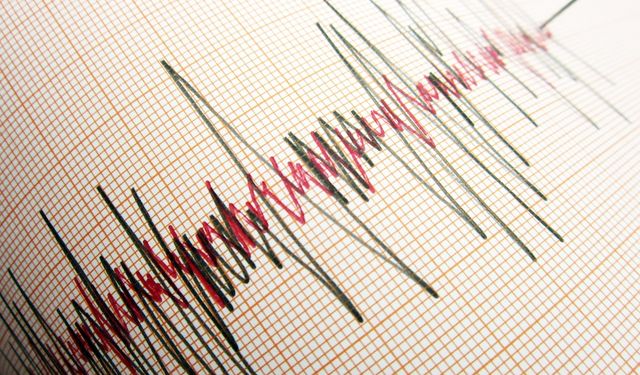 Erzurum'da deprem!