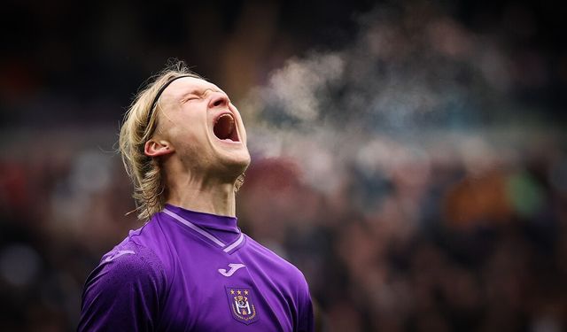 Kasper Dolberg Fenerbahçe maçında forma giyemeyecek