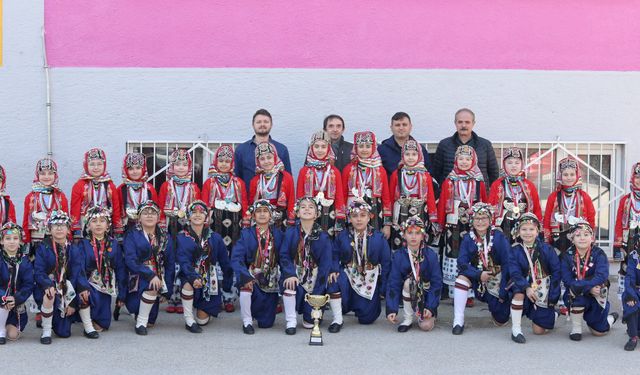 Minik folklorcular, Bursa birincisi oldu