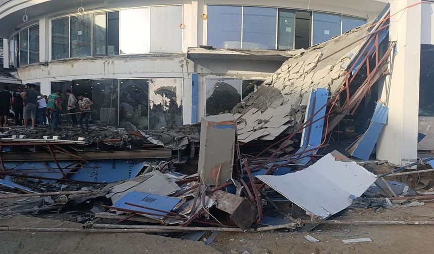 Antalya’da otel inşaatının balkonu göçtü: İşçiler canını son anda kurtardı