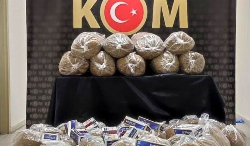 Bayburt’ta 180 kilo tütün, 8400 adet makaron ele geçirildi