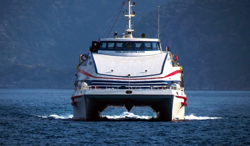 Marmaris'ten Rodos'a tatile giden yolcular, fırtına ve tur şirketinin ihmaliyle zor anlar yaşadı