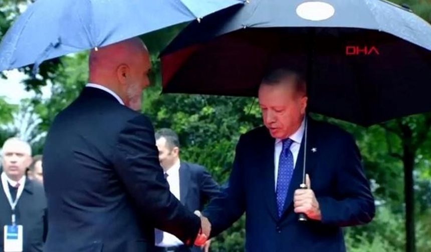 Zirveye damga vurdu: Spor ayakkabıları Erdoğan'ın dikkatinden kaçmadı