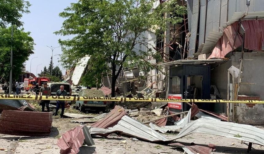 Gaziantep'te fabrikada patlama: Yaralılar var