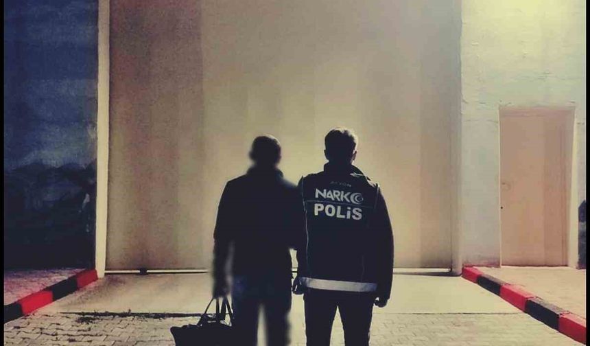 Aranan şahıs polis tarafından yakalandı