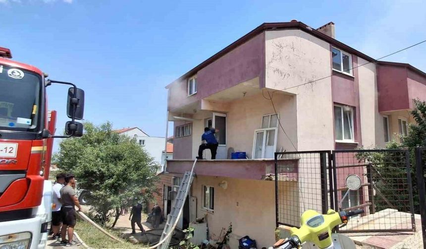 Bayram günü evleri yandı