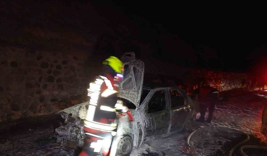 Kazdağları’nda çıkan araç yangınına itfaiye müdahale etti