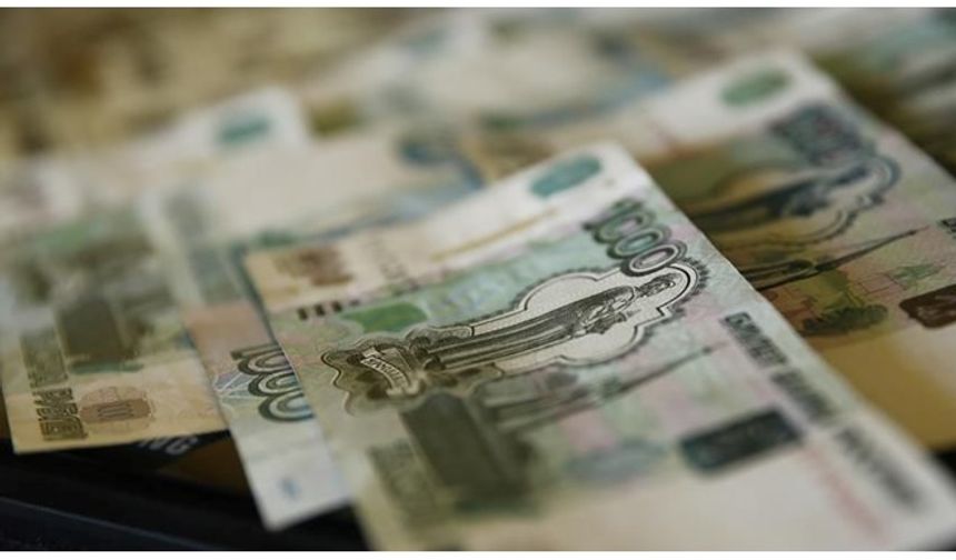 Dünyanın en iyi performansını gösteren para birimi Rus Rublesi oldu