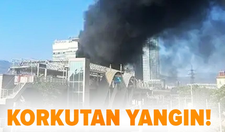 İzmir Medicana Hastanesi'nin yanındaki işyerinde korkutan yangın