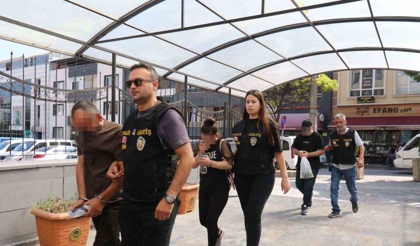 Dublör kullanarak arsa dolandırıcılığı yapan şüphelilere operasyon