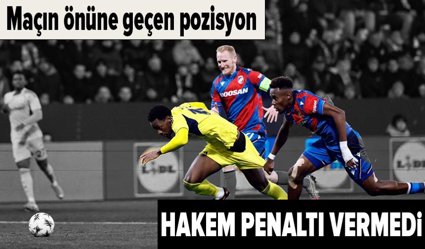 Fenerbahçe'nin penaltı beklediği an! Hakem izleyip vermedi