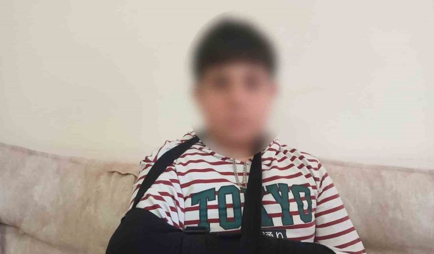 Ortaokul öğrencisi, kendisinden 3 yaş küçük öğrencinin parmağını kırdı
