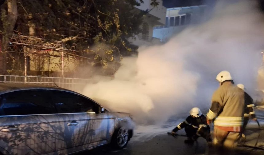 Belen’de otomobil yangını