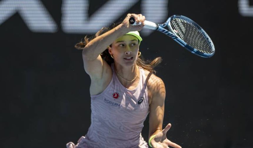 Milli tenisçi Zeynep Sönmez, Avustralya Açık'a veda etti