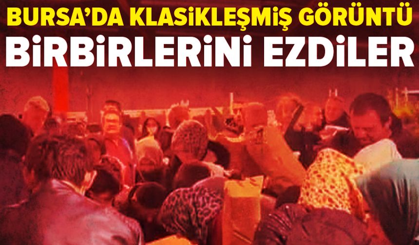 100 TL'lik indirim izdihamı: Birbirlerini ezdiler