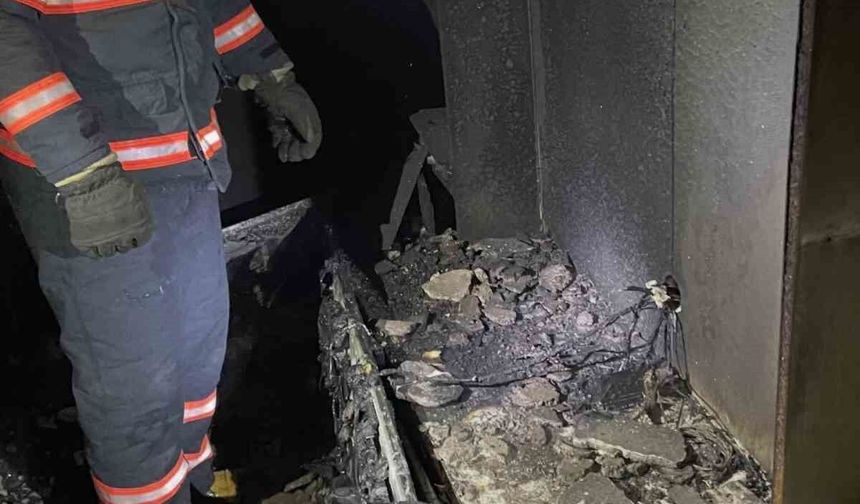 Çankırı'da korkutan ev yangını