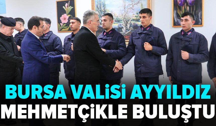 Vali Ayyıldız, İl Jandarma Komutanlığı'nda Mehmetçik'le buluştu