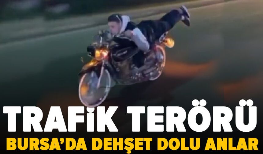 Motosiklet üzerinde tehlikeli şov