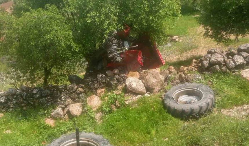 Gercüş'te traktör uçuruma yuvarlandı, sürücü atlayarak kurtuldu