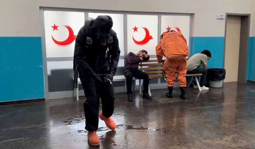 Van Geri Gönderme Merkezi'nde KBRN tatbikatı yapıldı