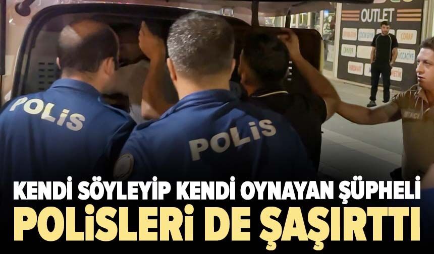 Biri oynayarak, diğeri zorla gözaltına alındı: İlginç anlar kamerada