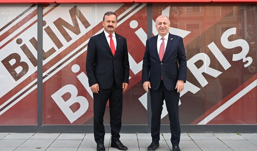 Yavuz Ağıralioğlu: “Resmi dilin yanına bir dil olmaz”