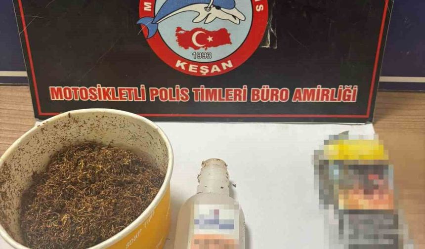 Keşan'da aranan 2 şüpheli yakalanırken 31,36 gram uyuşturucu ele geçirildi