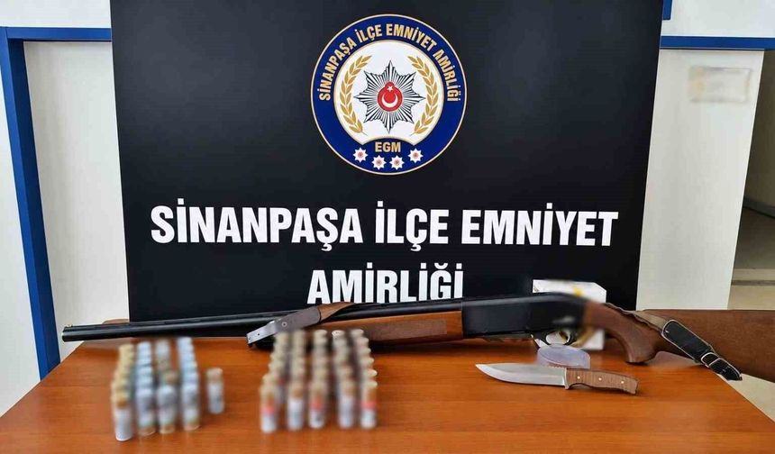 Sosyal medyadan silah ve mühimmat paylaşımı yapınca gözaltına alındı