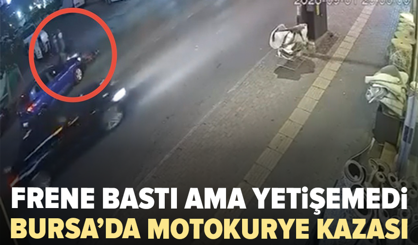 Otomobil önüne çıktı: Motokurye çarpıp devrildi