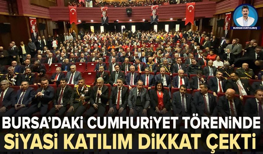 Bursa’da Cumhuriyet Bayramı yağmura rağmen coşkuyla kutlandı